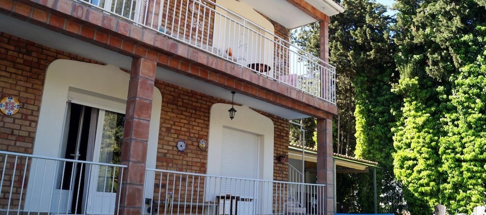Apartment With 2 Bedrooms in Benaoján, With Wonderful Mountain View, P, 贝纳奥汉 — 照片 1