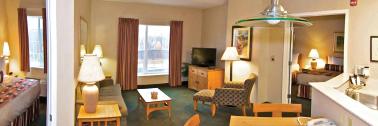 Cresthill Suites Syracuse, Ист-Сиракьюс — фото 1
