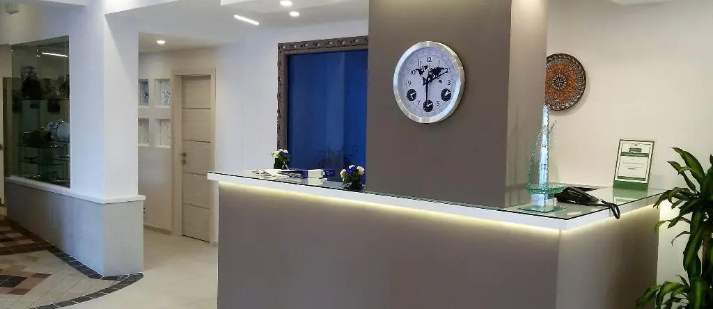 Hotel Il Gabbiano Beach, 泰尔梅维利亚托雷 — 照片 1