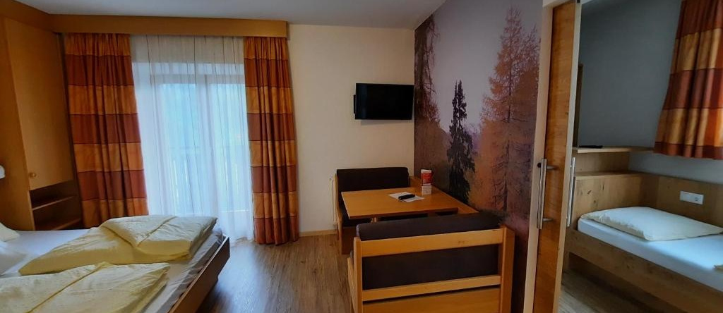 Hotel Pension Sonnegg, Saltaus-Saltusio — photo 1