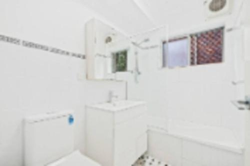 Bellevue Family Comforts, Amenities, Сидней — фото 1
