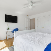 Hamptons Home Near Beaches w/ Pool & Water Views!, 辛尼科克山 — 照片 3