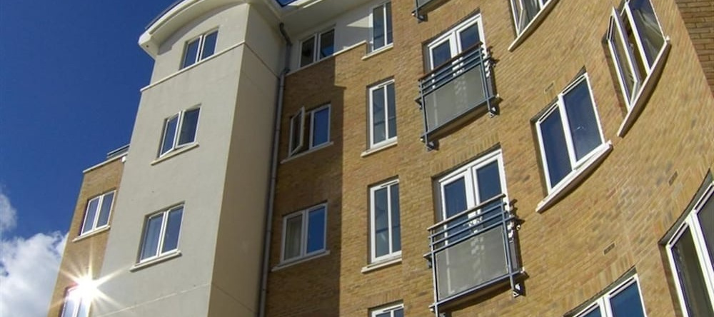 Robinson House Serviced Apartments, Crawley — photo 1