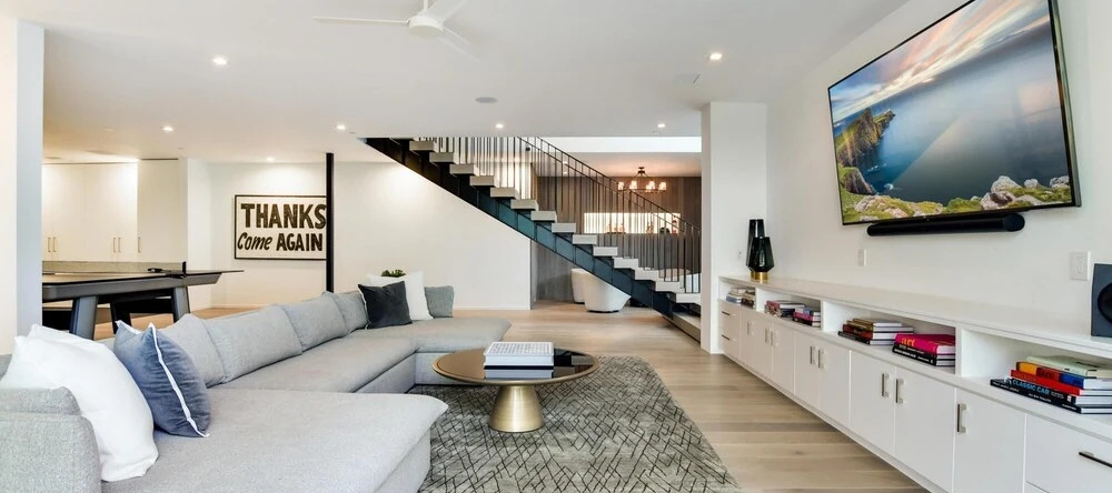 The Above Accolade Estate, West Lake Hills — photo 1
