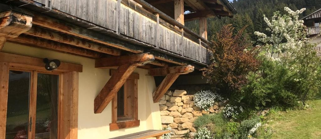 La Ferme des Georgières, 圣母贝勒孔布 — 照片 1