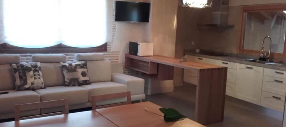 Casa rural el Vallejo, 埃尔拉西略-德卡梅罗斯 — 照片 1