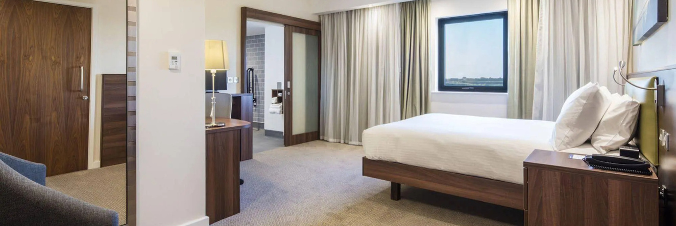 Hampton By Hilton Humberside Airport, Кирмингтон — фото 1