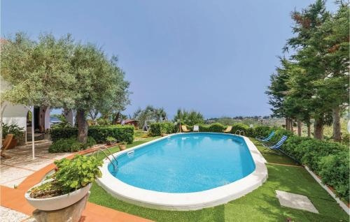 Holiday home Trabia 18 with Outdoor Swimmingpool, 特拉比亚 — 照片 1