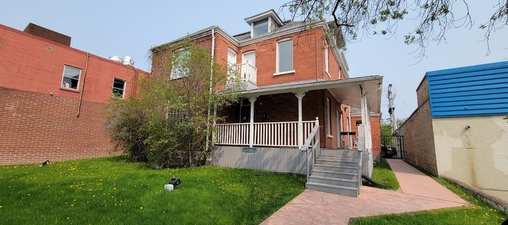 Stone House Kenora, 凯诺拉 — 照片 1