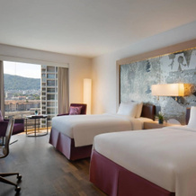 Renaissance Zürich Tower Hotel, 苏黎世 — 照片 4