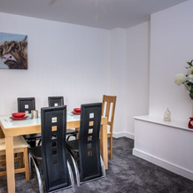 Fantastic Bradford Townhouse 6 bedrooms, 布拉德福德 — 照片 2