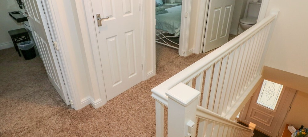 Ty Cerrig, Gwaun-Cae-Gurwen — photo 1