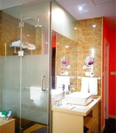 Kaifeng Dongjing Guomao Business Hotel, 开封 — 照片 1