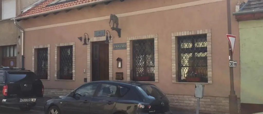 Arany Elefant Panzio, Эстергом — фото 1