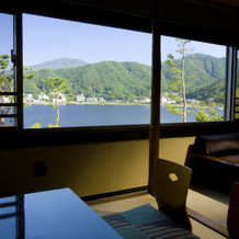 Fuji Lake Hotel, 富士河口湖 — 照片 4