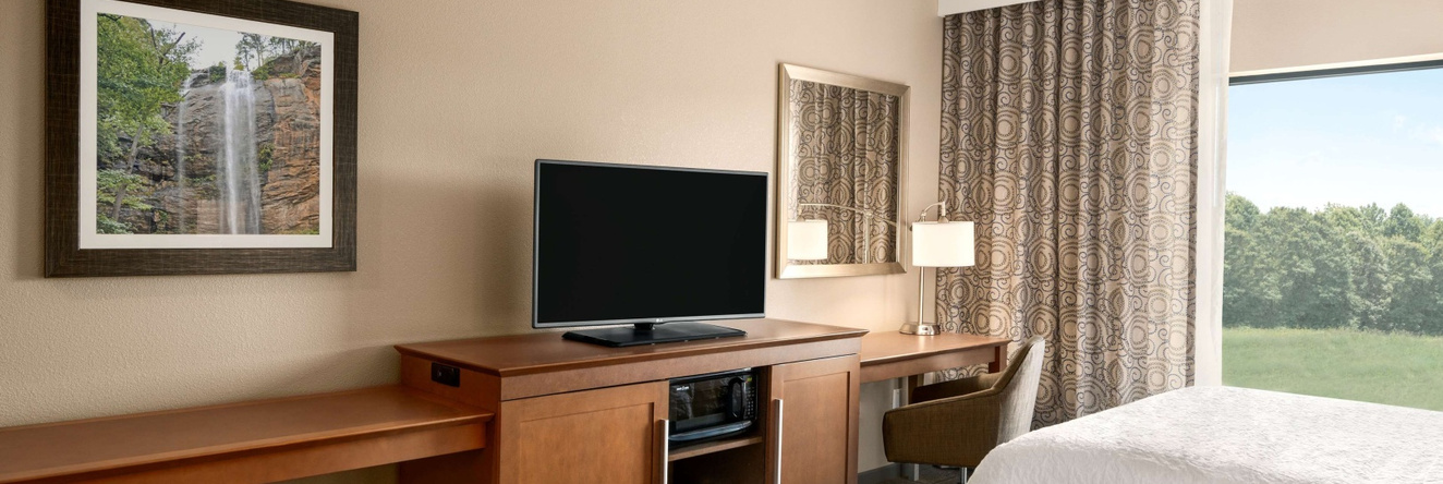 Hampton Inn & Suites Lavonia, Лавония — фото 1