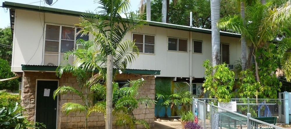 Palm Court Budget Motel Hostel/Backpackers, 凯瑟琳 — 照片 1