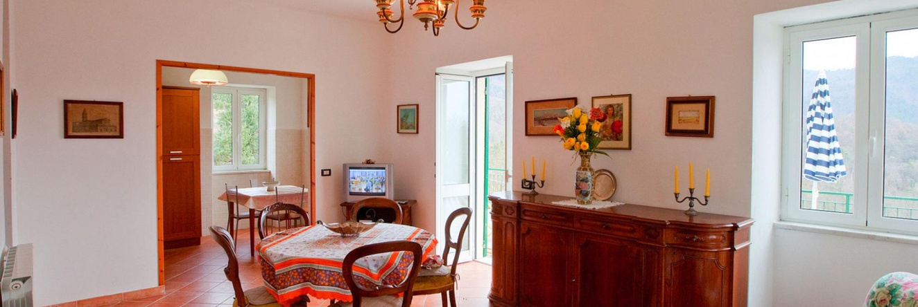 Holiday Home In Sesta Godano Near Lake, Сеста Годано — фото 1