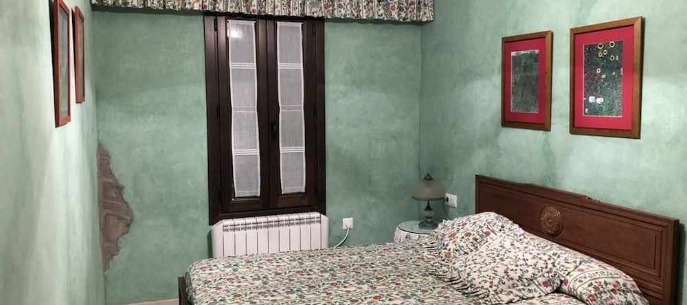 House With 3 Bedrooms in Sobás, With Wonderful Mountain View Near the Slopes, 耶布拉-德-巴萨 — 照片 1