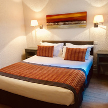 Hotel Les 3 Barbus, 热内拉克 — 照片 4