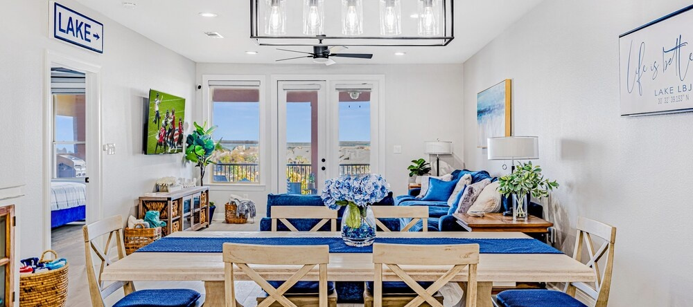 Luxury Waterfront Condo W/Pool & Views!, Хорсшу-Бэй — фото 1