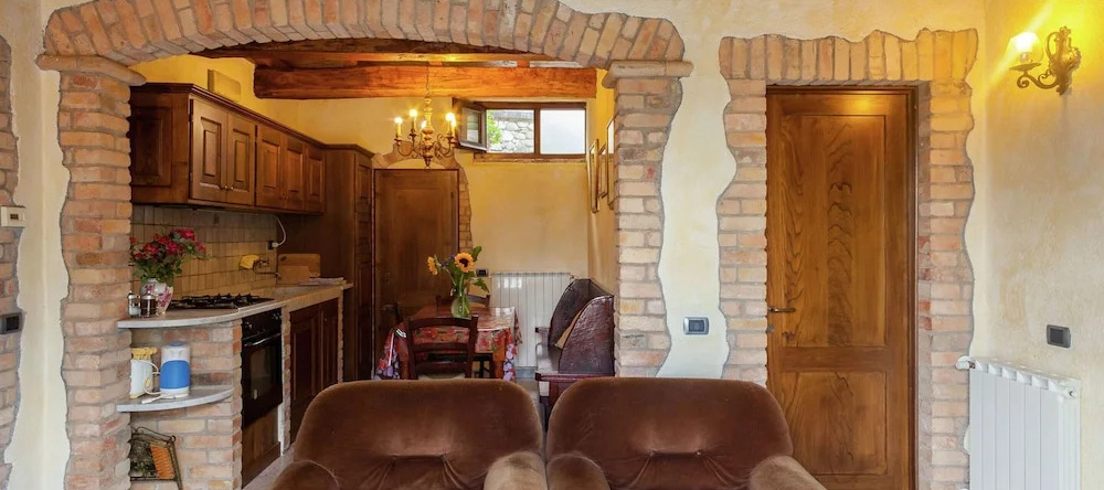 Farmhouse in Aulla With Private Pool, Aulla — photo 1