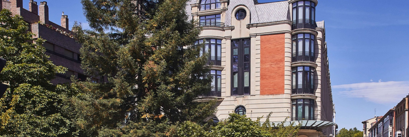 Hotel Silken Ciudad De Vitoria, Витория — фото 1