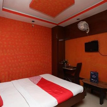 OYO 28644 Hotel Nilanjana, 阿桑索尔 — 照片 3