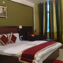 Hotel Zero Mile Rooms, Бегусарай — фото 5