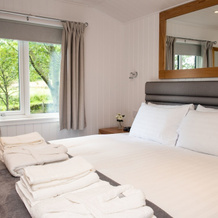 Super King Lodge-Sleeps 2-Hottub-Sea View, Дамбартон — фото 3
