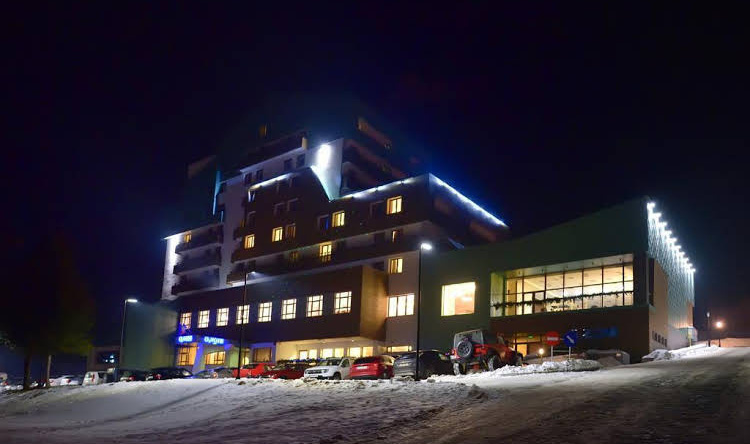 Hotel O3Zone, 伯伊莱图什纳德 — 照片 1