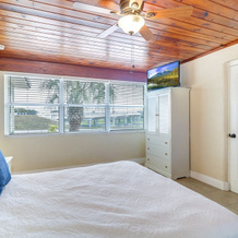New Listing! Spacious Haven W/ Pool & Hot Tub 5 Bedroom Home, 湾松 — 照片 3