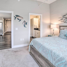 Luxe Manistee Condo W/ Balcony & River Views!, Манисти — фото 5