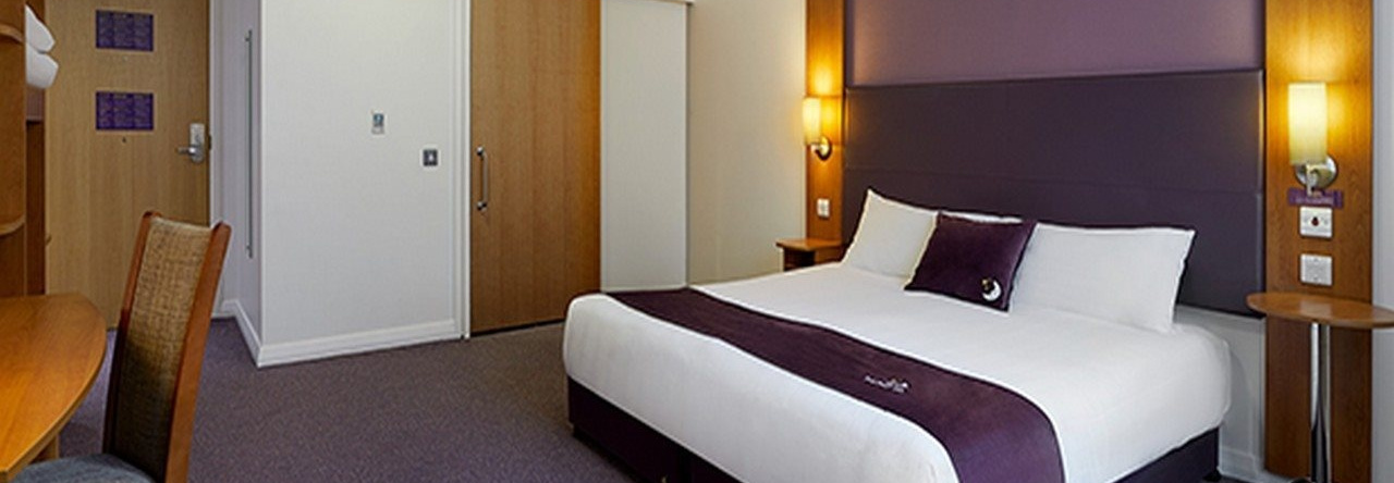 Premier Inn Chippenham, Chippenham — photo 1