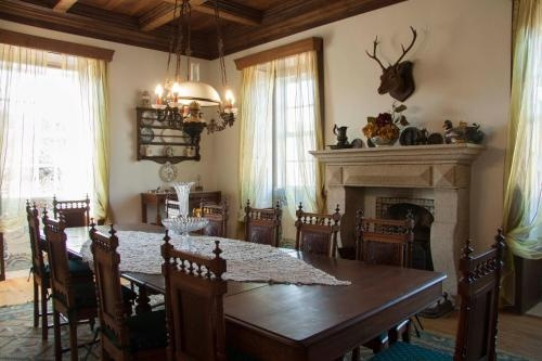 Casa de Piellas, 卡贝塞拉斯德巴斯托 — 照片 1
