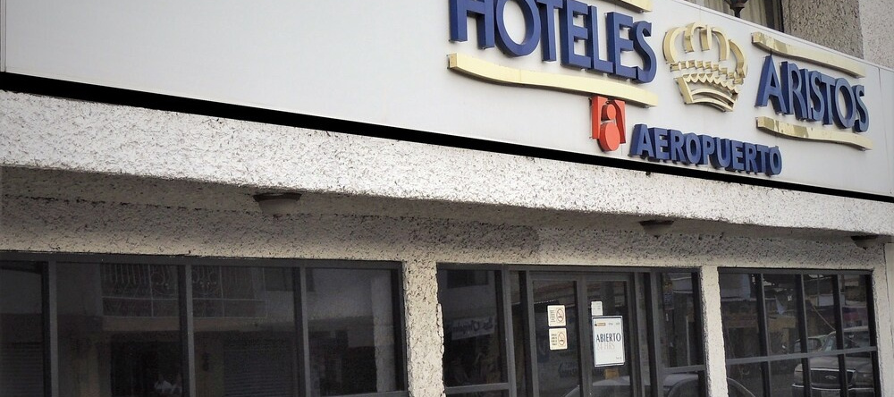 Hotel Aristos Aeropuerto, 韦霍钦戈 — 照片 1