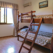 Beautiful Home In Maroni Lamaka With Wifi And 4 Bedrooms, Скарину — фото 2