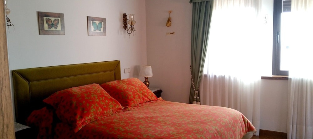 House With 2 Bedrooms In Aldehuela With Furnished Terrace And Wifi, Сепульведа — фото 1