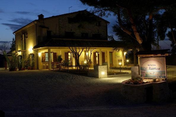 Agrituriso Il Rustico Arcevia, 阿尔切维亚 — 照片 1