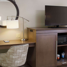 Hampton Inn Garden City Long Island, 东花园城 — 照片 3