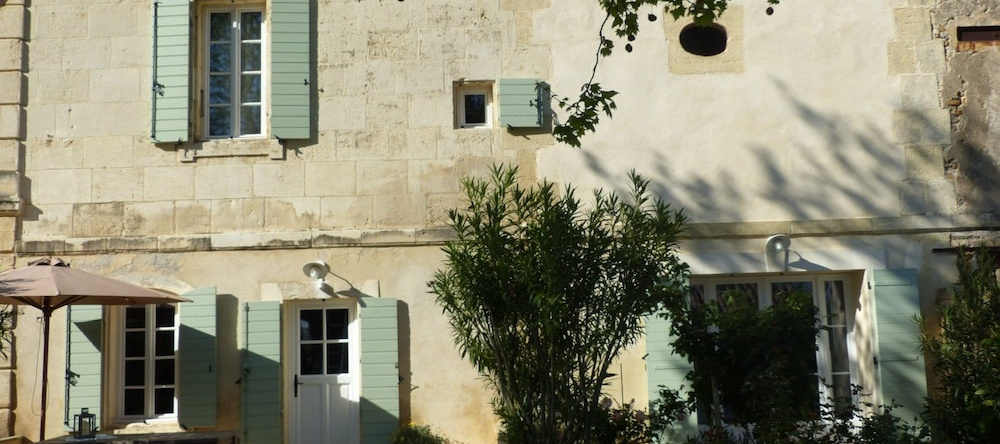 Mas de l'Hermitage, 阿尔勒 — 照片 1