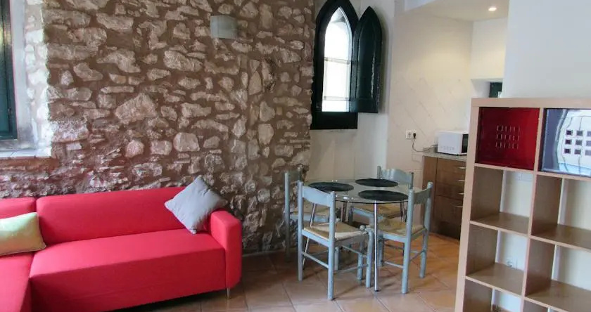 Qlodging Lledoners, Жирона — фото 1