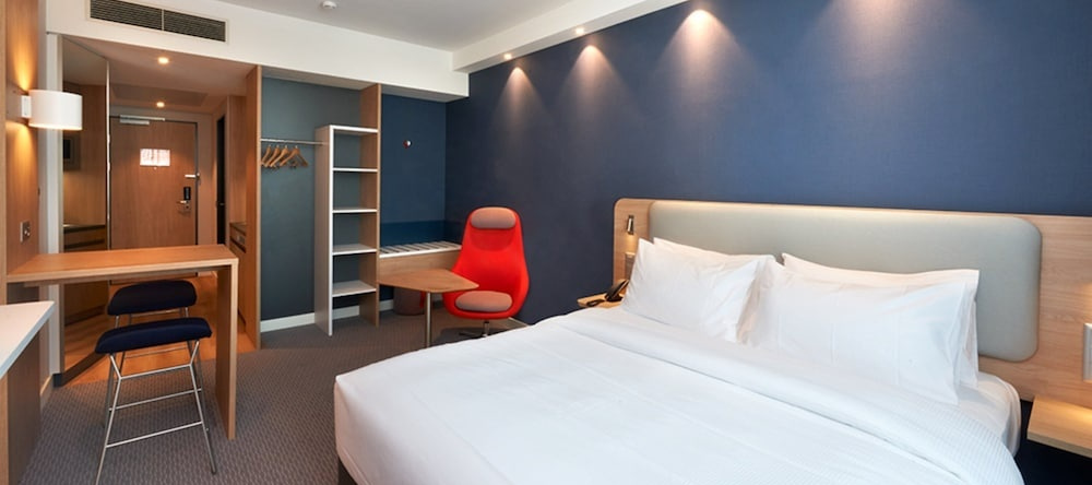 Holiday Inn Express & Suites Monheim Am Rhein by IHG, 蒙海姆 — 照片 1