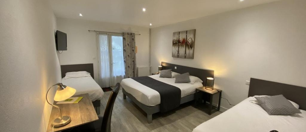 Logis Hôtel l'Oliveraie, 科尼亚克 — 照片 1