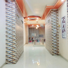 Urbanview Hotel Rifal Home Tegal, 直葛 — 照片 3