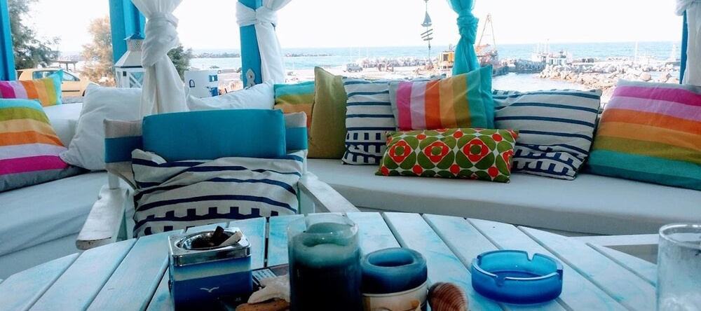 Beach-house With 2 Bedrooms in Santorini, With Wonderful sea View, Fur, 莫诺利索斯 — 照片 1