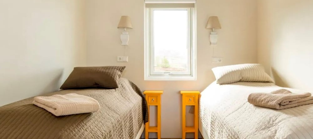 Private country house located Akureyri, 阿克雷里 — 照片 1