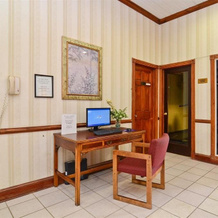Red Carpet Inn & Suites, Карнис-Пойнт — фото 2