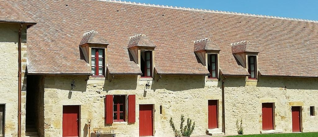 Gîte Ainay-Le-Vieil, 5 Pièces, 8 Personnes - Fr-1-586-15, Эне-ле-Вьей — фото 1