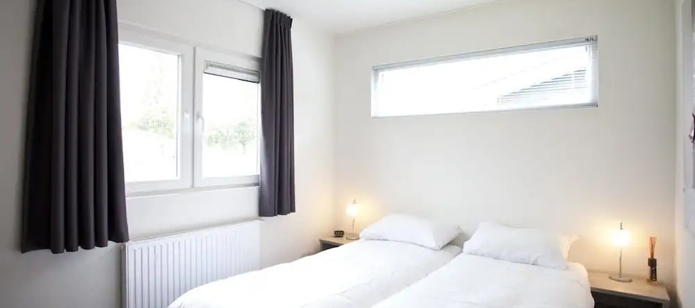 Nice Chalet With Dishwasher, Near the Veluwemeer, 奈凯尔克 — 照片 1